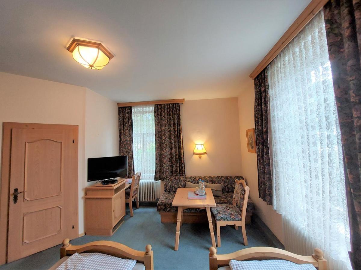 3 Raben - Leoben - Zimmer Fuer Geschaeftsreisende, Urlauber, Monteure Und Handwerker, Polski Pensjonat Austria Exteriör bild